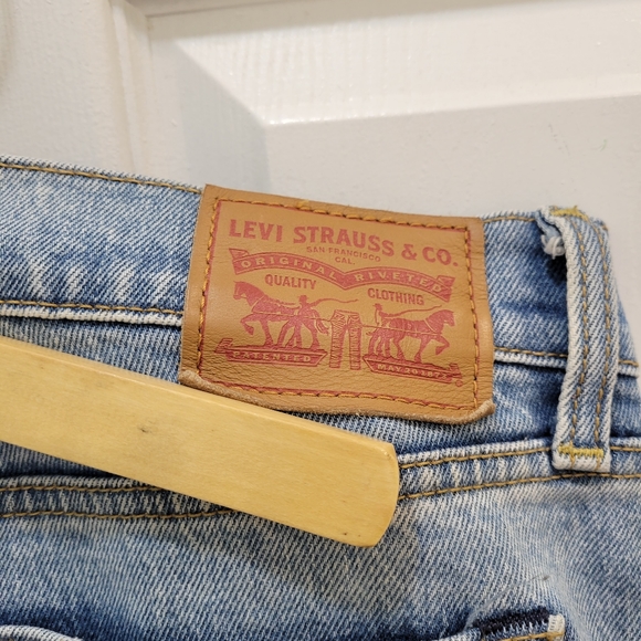 Levi's Wedgie Straight Jeans, light wash - Picture 3 of 3
